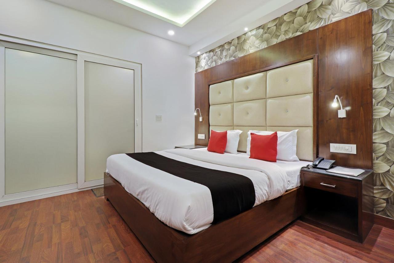 Capital O 2242 Yuvraj Deluxe 3* New Delhi